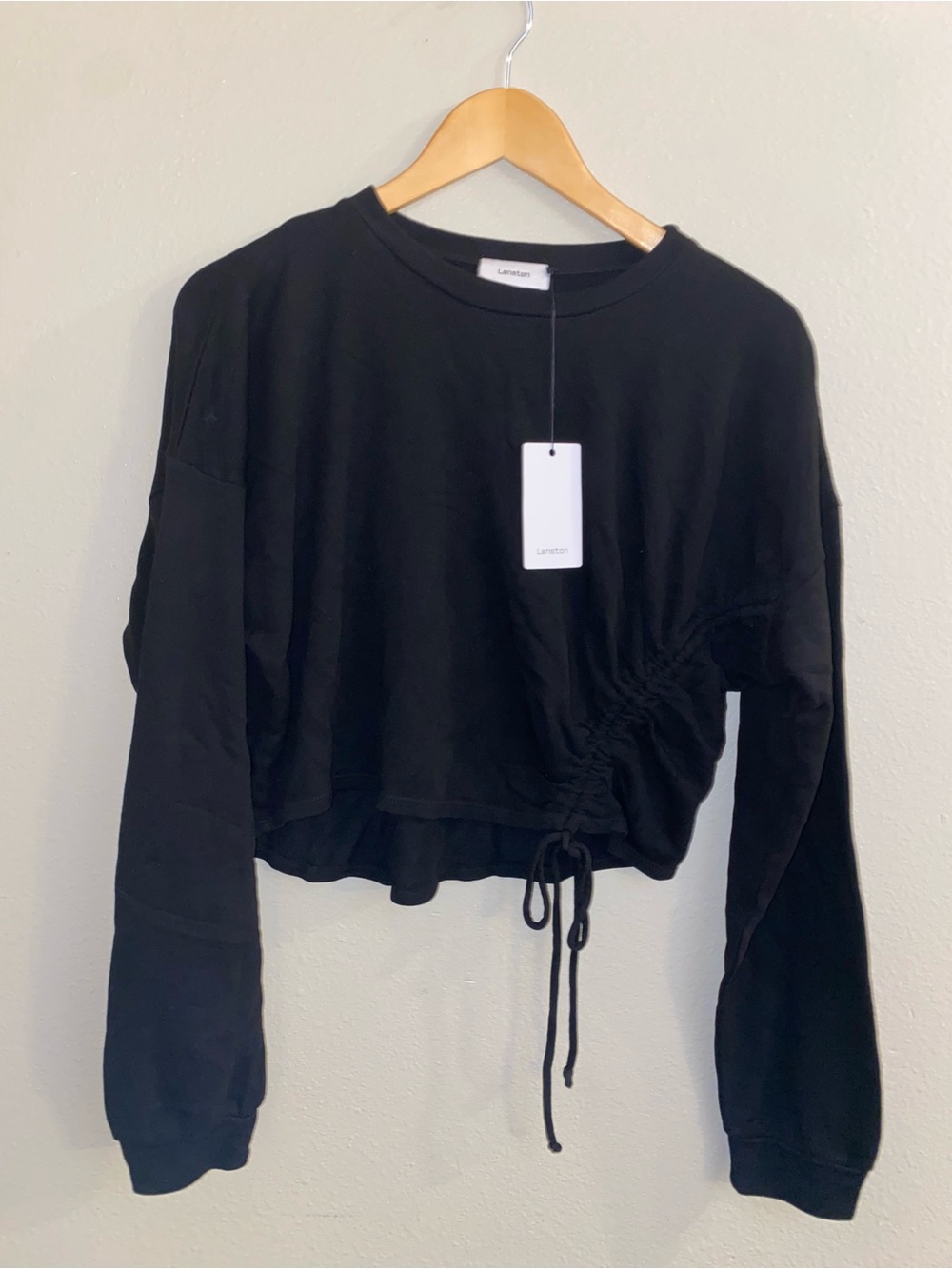 NWT Lanston Ruched Side Cropped Sweatshirt Pullover Black Size Small Minimalist